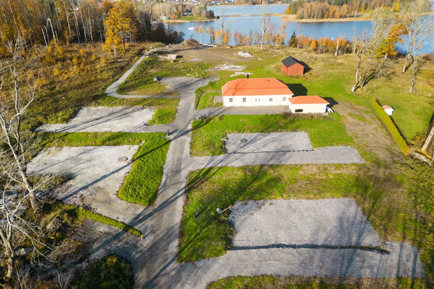 Drönarfoto av tomter på Björnö Allé